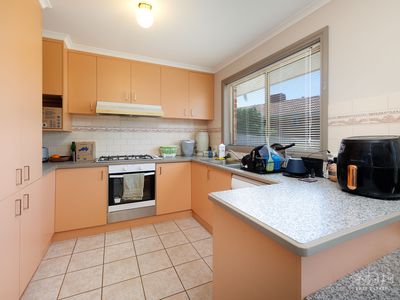 1-3 / 2 LYONS PLACE, Wodonga