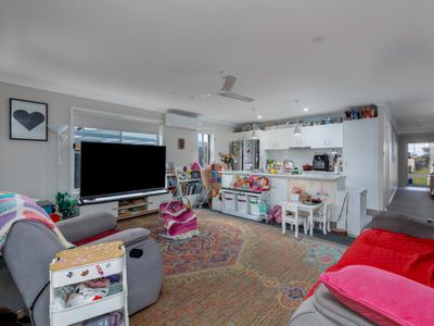 14 Dawson Avenue, Thabeban
