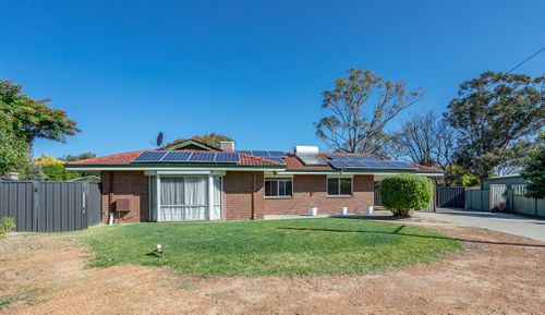 8 Napean Place, Armadale