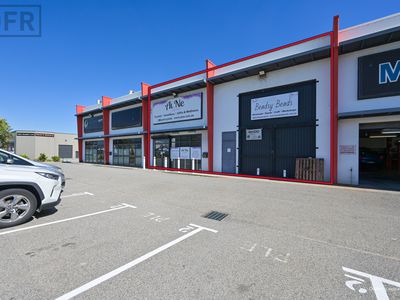 2 / 30 Hammond Road, Cockburn Central