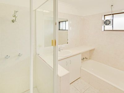 8 / 10 Woomba Place, Mooloolaba