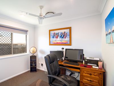 12 Empire Circuit, Urraween