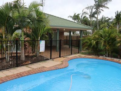 59 Ladbroke Crescent, Urangan