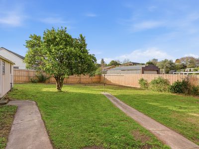 25 Hampshire Road, Glen Waverley