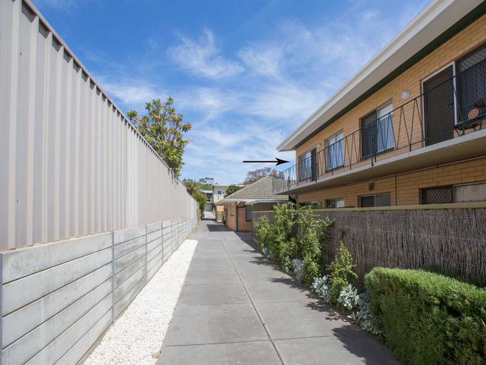 10 / 36 Military Road, West Beach