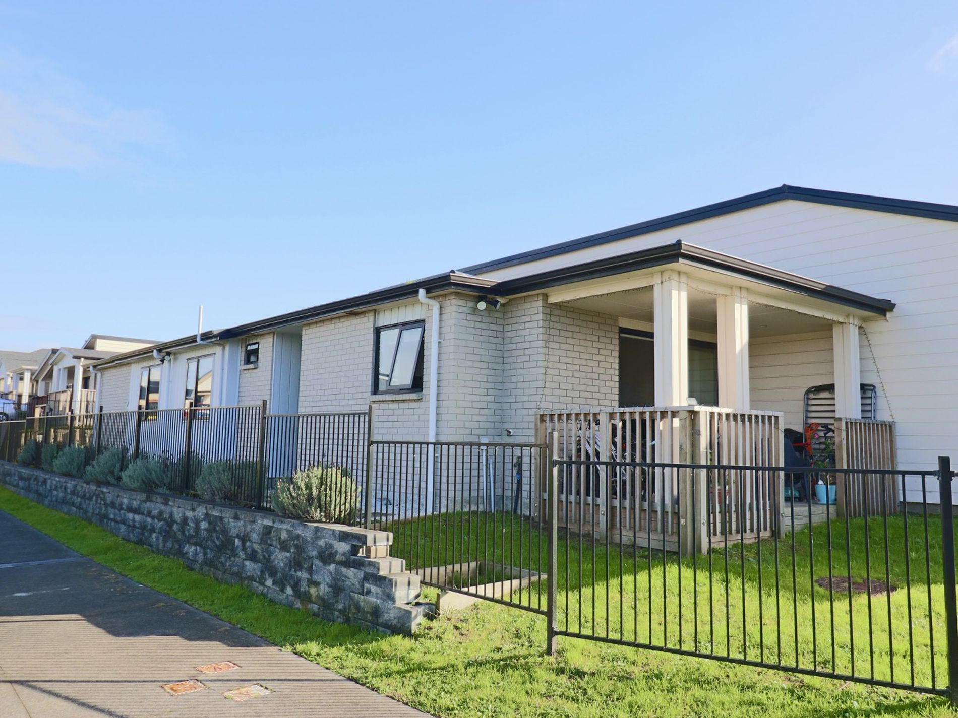 25B Tributary Parade , Drury