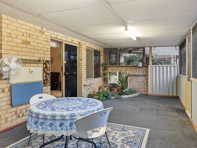 1 Stone Court, Kardinya