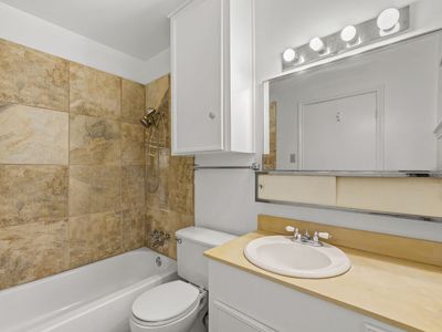 5107 Bungalow Lane, Houston, TX, International