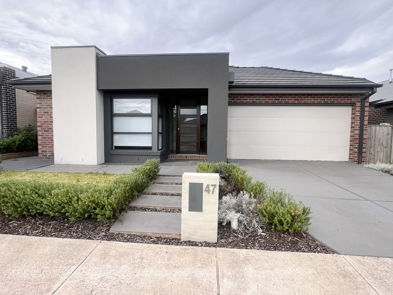 47 Bonhams Circuit, Manor Lakes