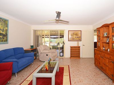 6 ELBOZ COURT, Burrum Heads