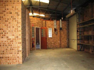 2/2 Commerce Drive, Warilla