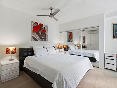 522 / 66 SICKLE AVENUE, Hope Island