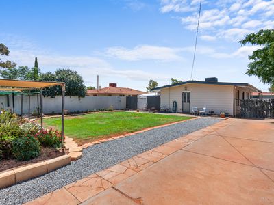 11 Belgravia Place, South Kalgoorlie