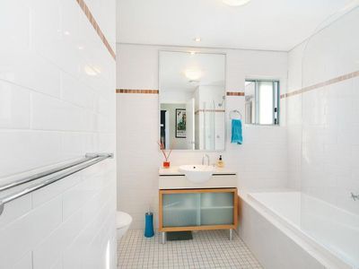 318 / 5 Stromboli S Strait, Wentworth Point