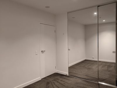 1707 / 245 City Road, Southbank