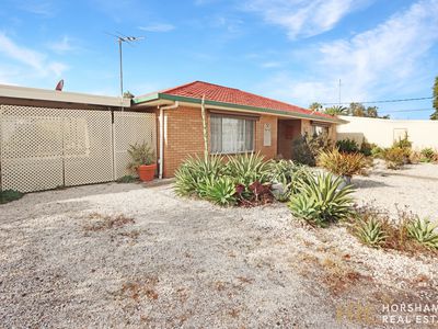 14 Caroline Street, Horsham