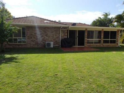30 Ibis Boulevard, Eli Waters