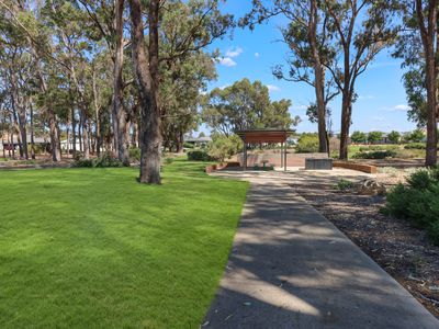 16 Splendour Rd, Baldivis