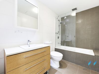 205 / 2 Latham Terrace, Newington
