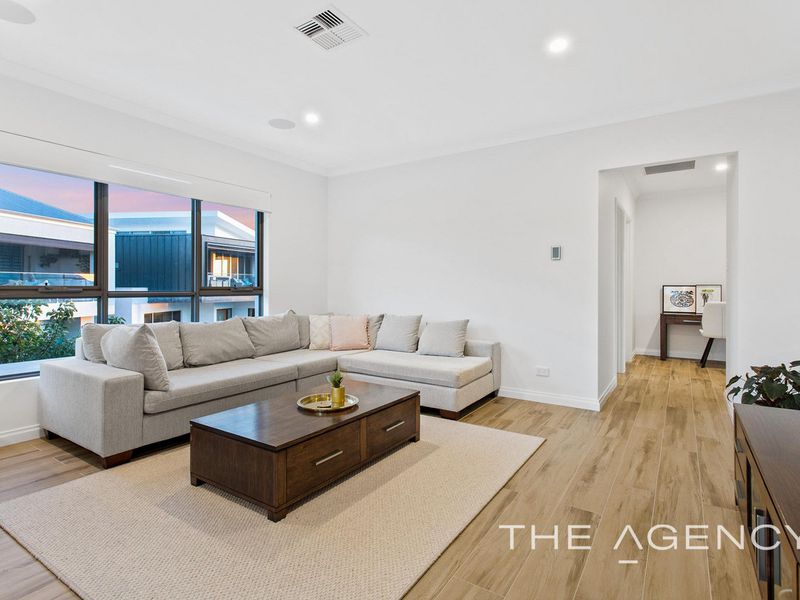 6 / 19 Perlinte View, North Coogee