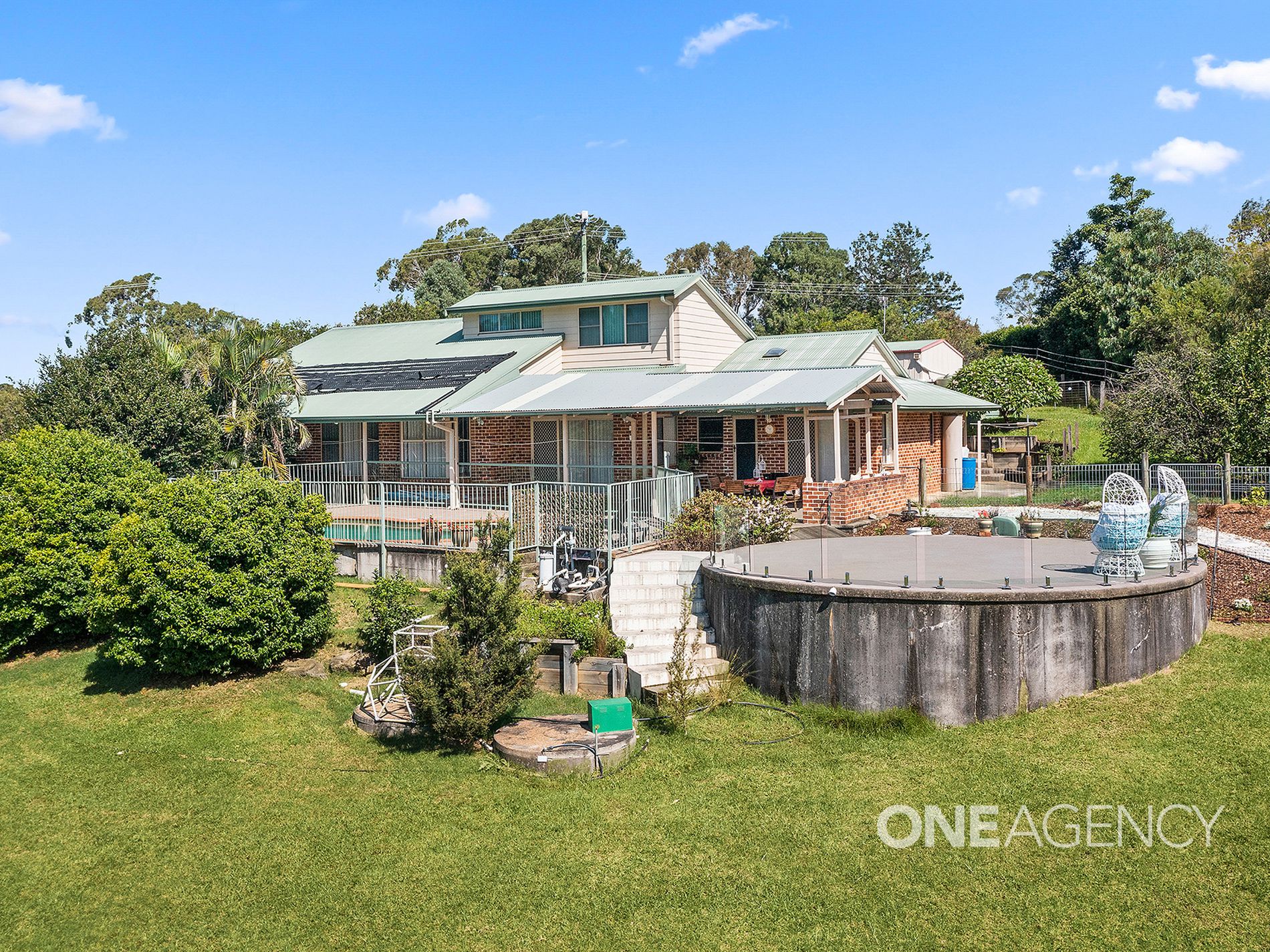 274 Sheaffes Road, Dombarton