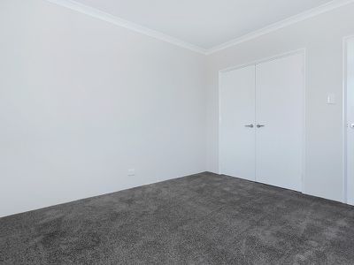 12 Monclair Pass, Currambine