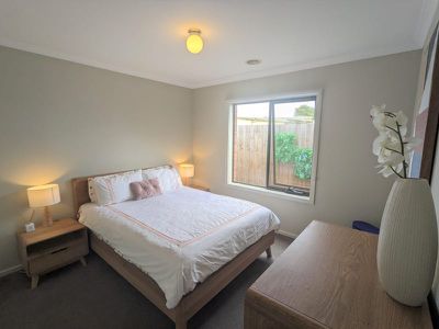 2 / 12 Castle Court, Bell Park