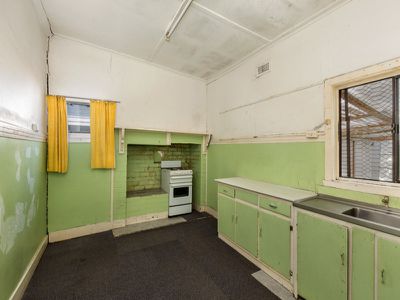 10 Stephenson Street, Spotswood