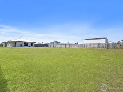 4 Harvest Place, Hidden Valley