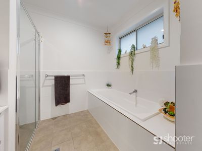 10 Fjord Court, Dubbo