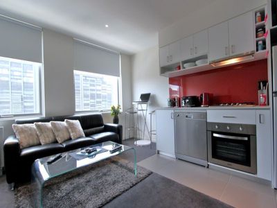 206 / 77 River Street, South Yarra