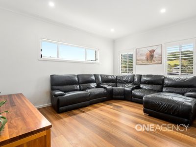 1 / 15 Valley View Crescent, Albion Park