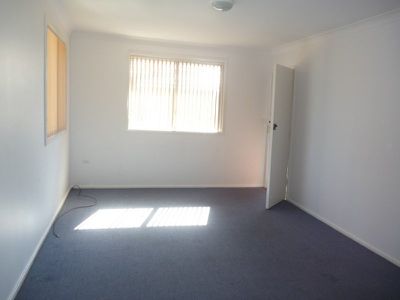 2 / 19 Sassafrass Avenue, Windang