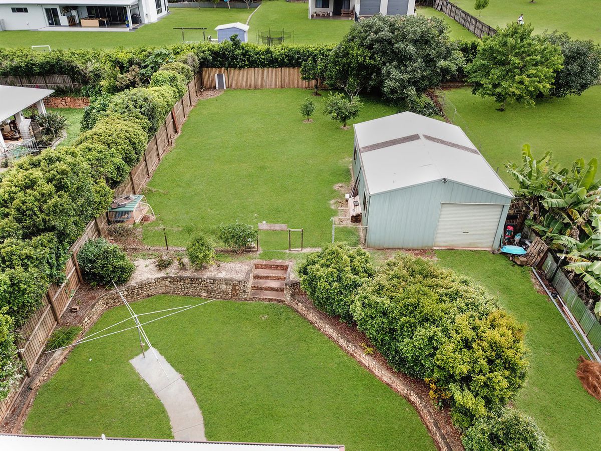 43 Tower Avenue, Atherton