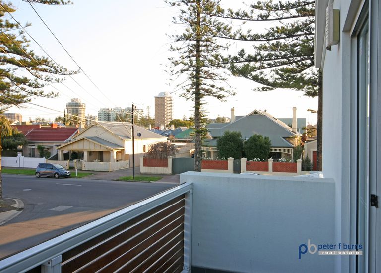 1 / 26 Old Tapleys Hill Road, Glenelg North