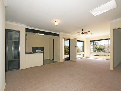 12 Breckenridge Drive, Reynella