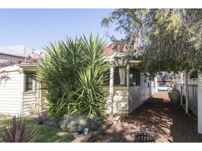 13 Henry Street, Horsham