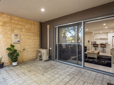 2 / 5 Oakland Avenue, Cloverdale