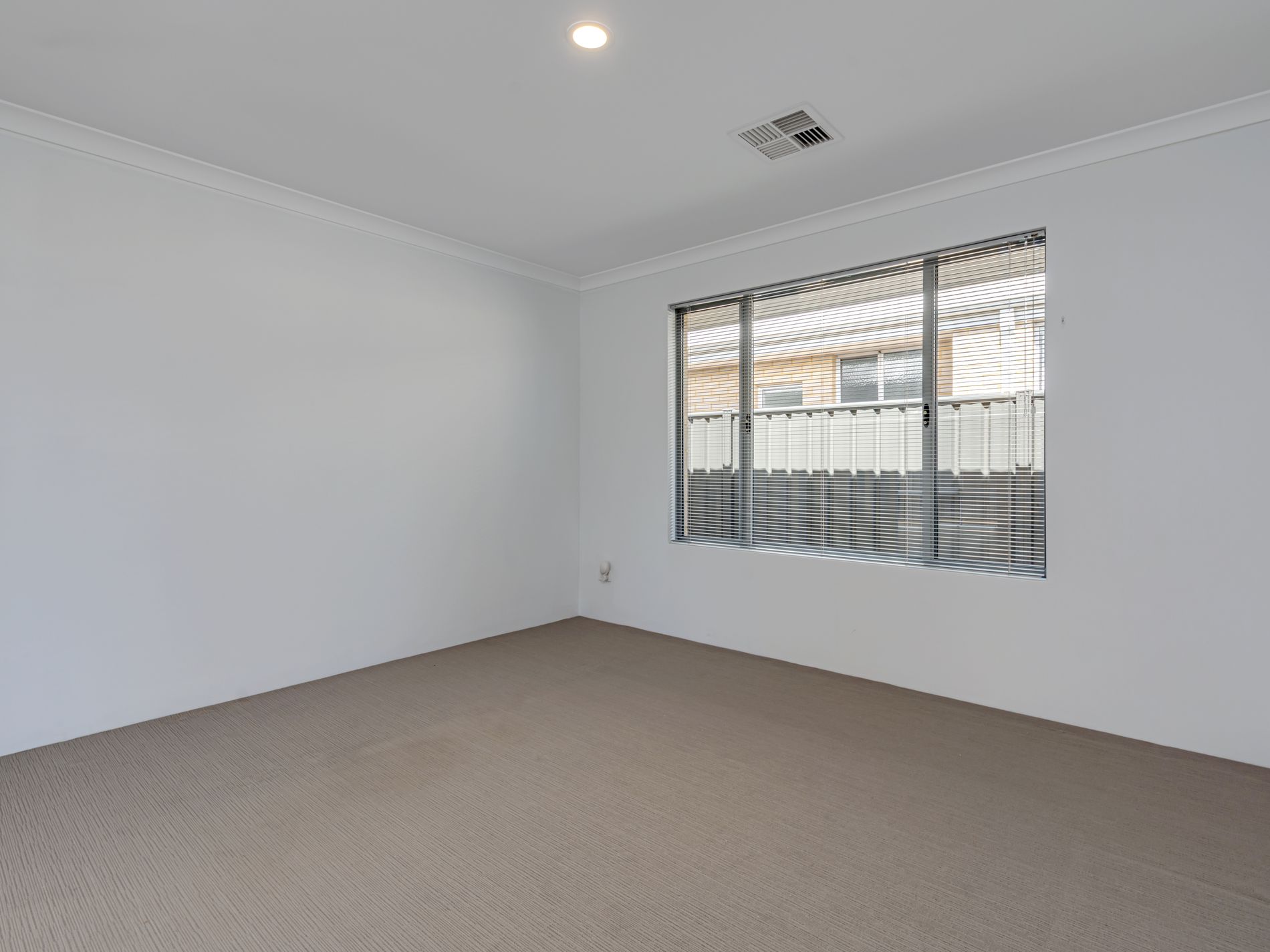 16 Bunker Crescent, Yanchep