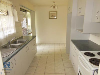6 Edgeware Drive, Rochedale South