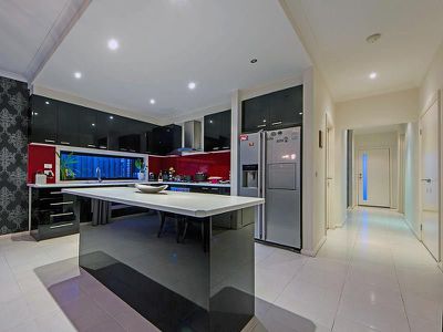 27 Basinview Drive, Tarneit