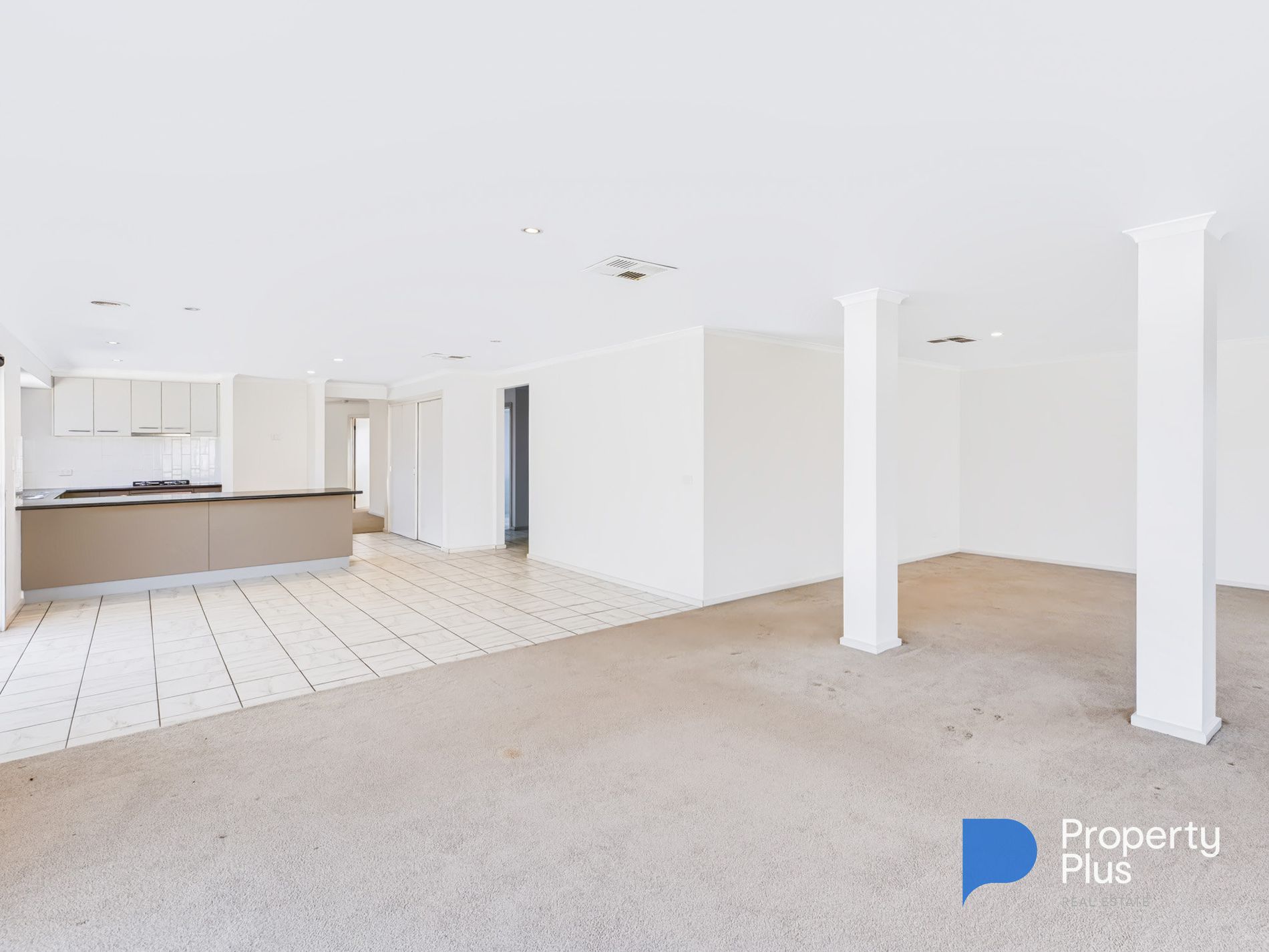 26 Waterview Drive, White Hills
