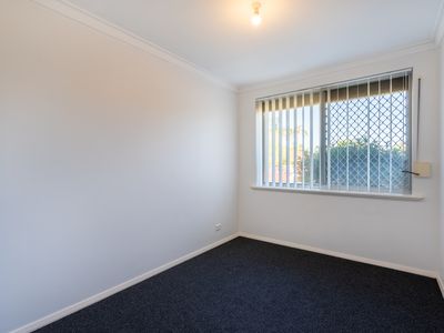 2 McClure St, Safety Bay