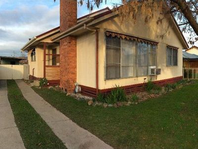 12 LINDSAY STREET , Wodonga