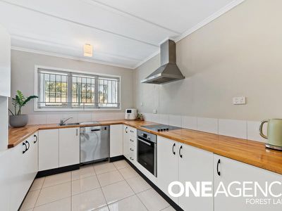 4 Yulan St, Inala