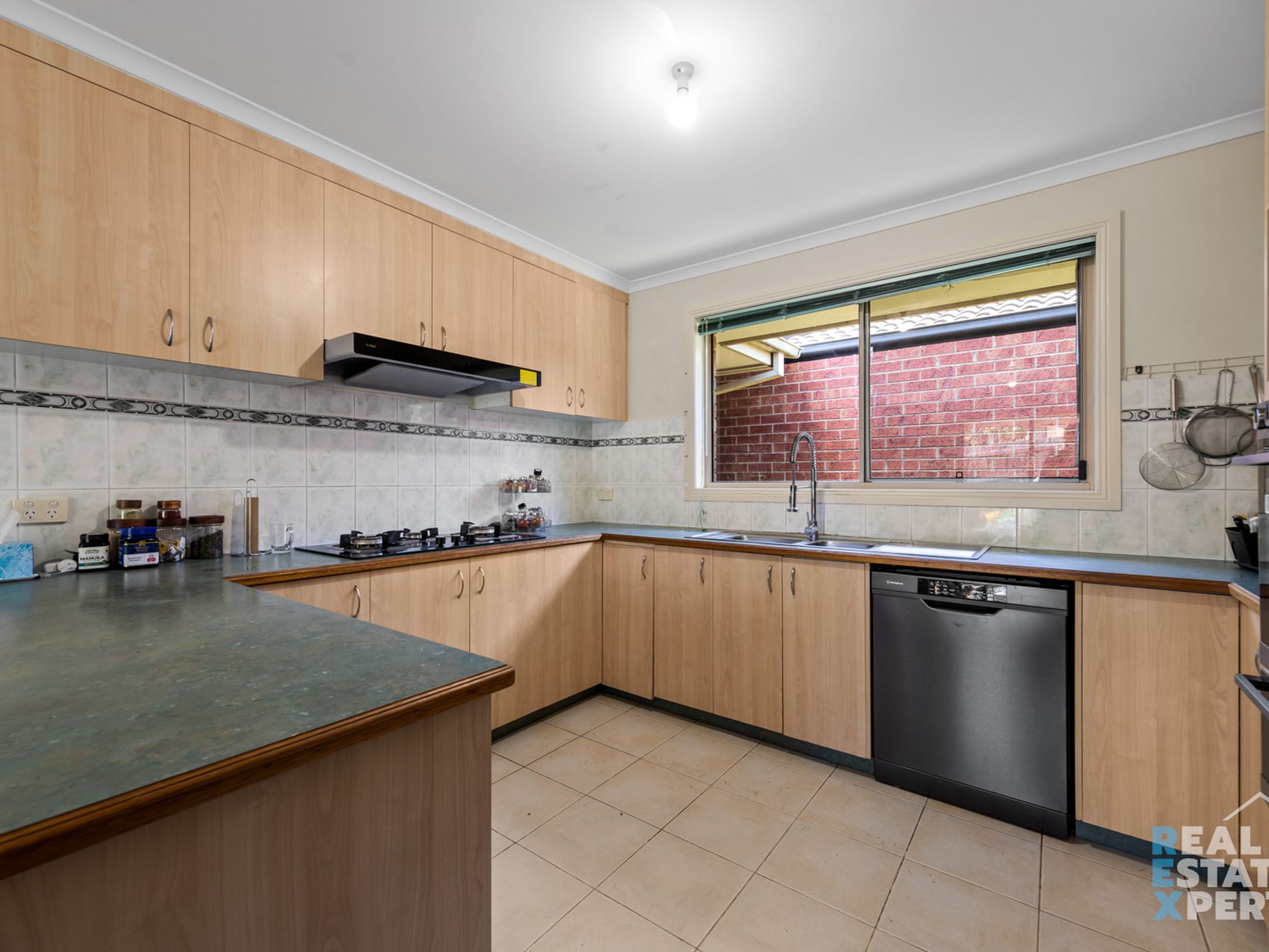 16 Burlington Chase, Hampton Park