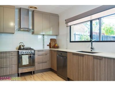 11 Carnoustie Street, Tewantin