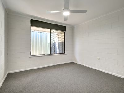 2 / 7 Todd Avenue, Murray Bridge