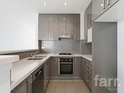 1101 / 4 Como Crescent, Southport