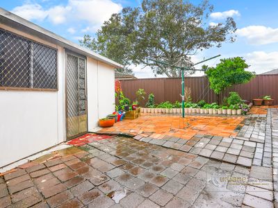 3 & 3A Tent Street, Kingswood